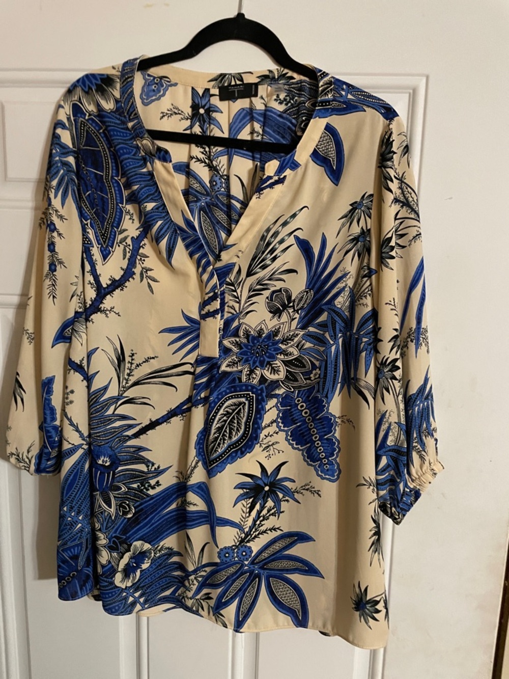 Tahari Blue and Cream Floral V-Neck Blouse